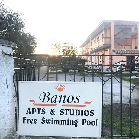 In Studio - Banos 1 Studio And Swimming Pool Affittacamere Roda (Corfu)